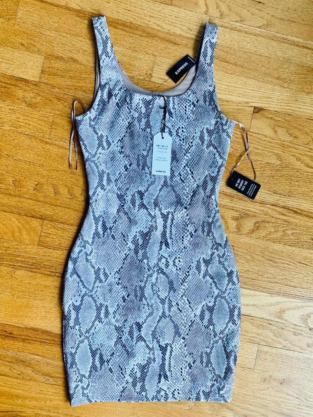 NWT XS Express Body Contour Snake Print Mini Dress
